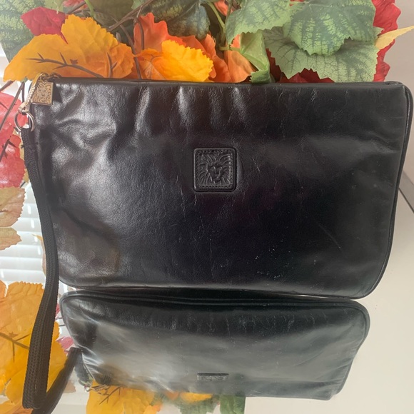 Anne Klein wristlet Clutch - Picture 1 of 8